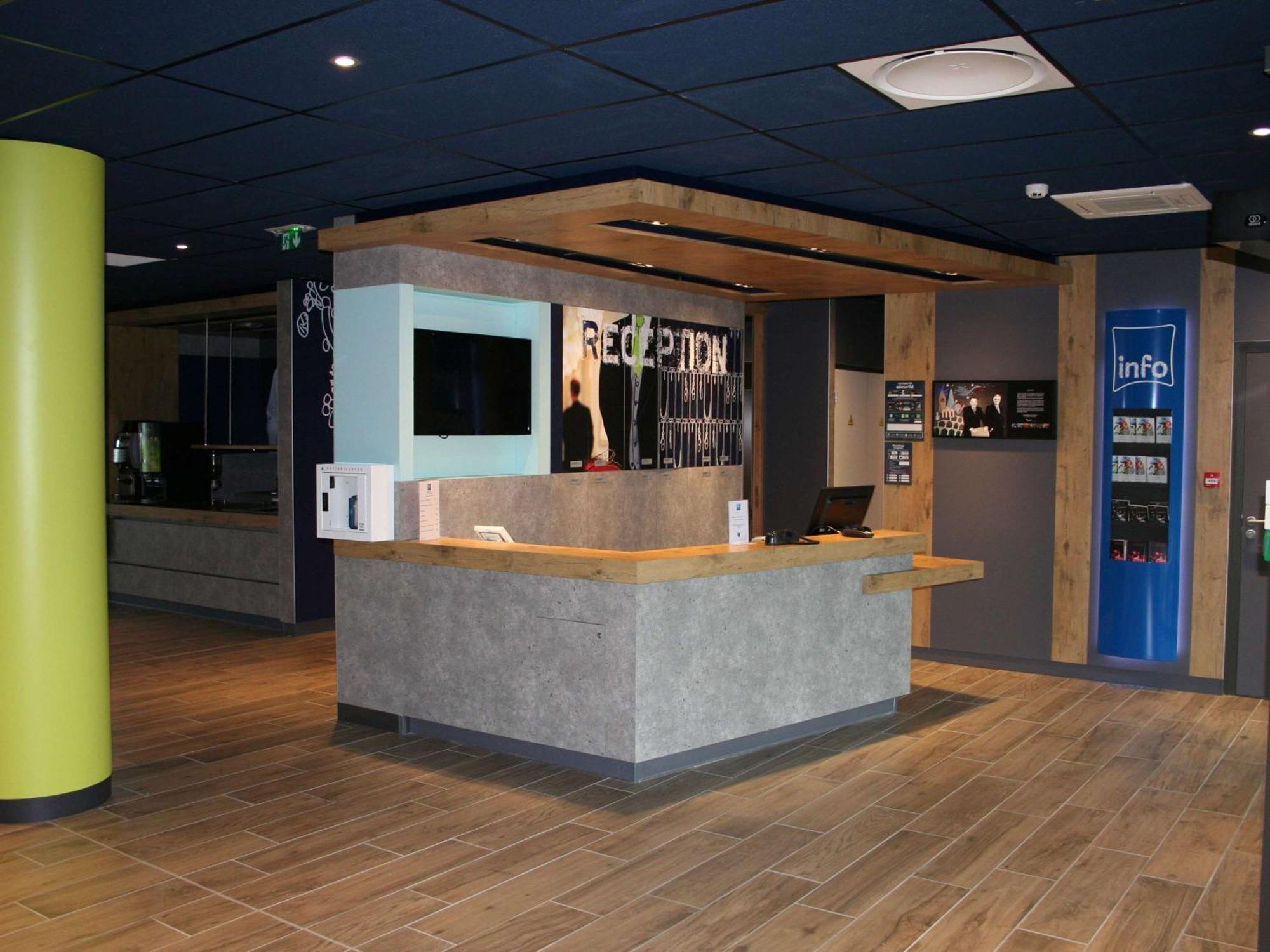 Ibis Budget Montceau Les Mines Kültér fotó