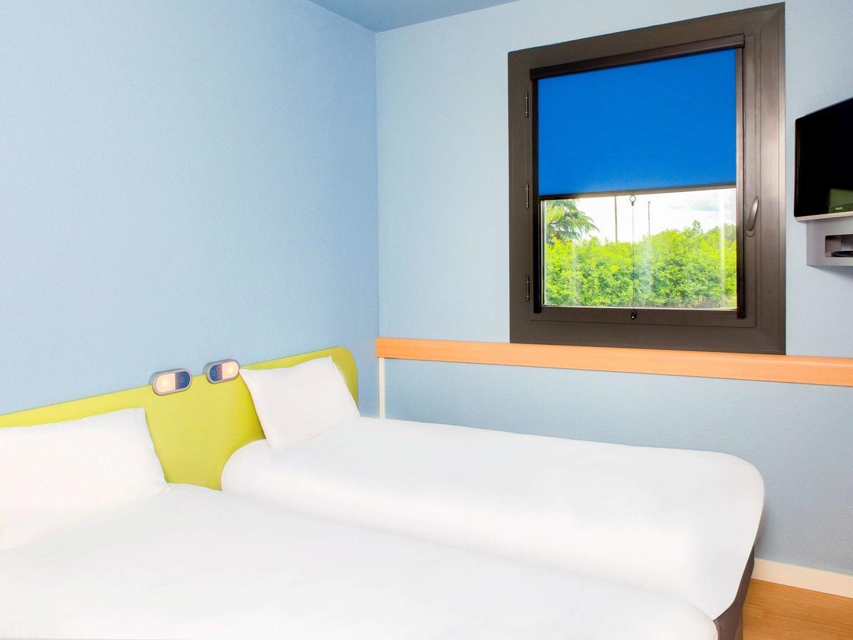 Ibis Budget Montceau Les Mines Kültér fotó