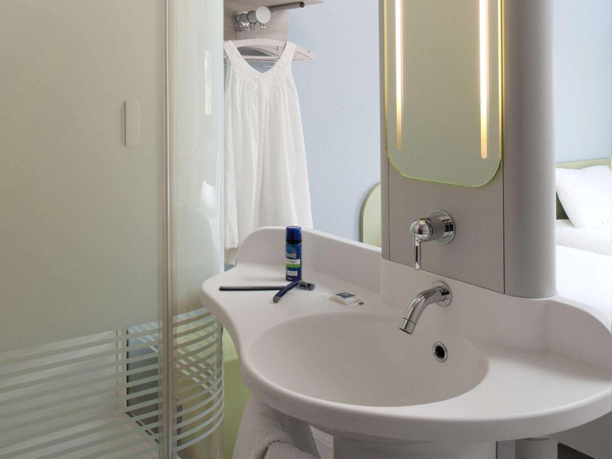 Ibis Budget Montceau Les Mines Kültér fotó