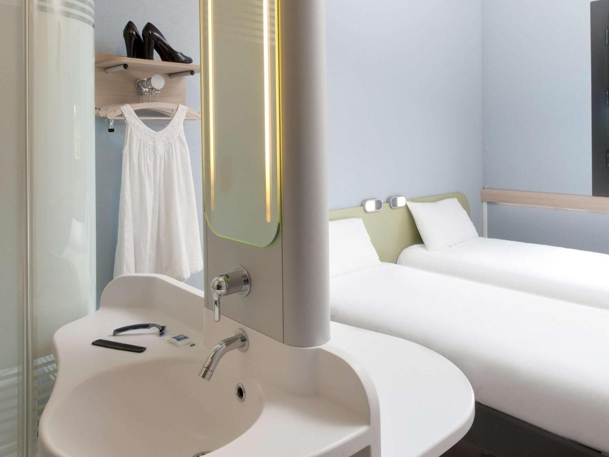 Ibis Budget Montceau Les Mines Kültér fotó